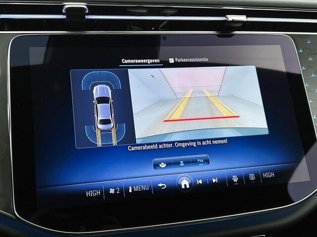 Mercedes-Benz E-KLASSE 300 e AMG Plug-In Hybride AMG Line | Night Pakket | Distronic | Dodehoekassistent | AC en DC Laden | Stuur en Stoelverwarming. Inclusief 24 maanden MB Certified garantie voor Europa.