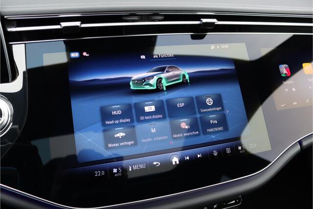 Mercedes-Benz E-KLASSE 400 e 4MATIC AMG Line | Hyperscreen | Luchtvering | Achterasbesturing | Distronic+ | HUD | Massage | Burmester | Nappa Leder | Trekhaak | Vlakkenverwarming | Stoelventilatie |