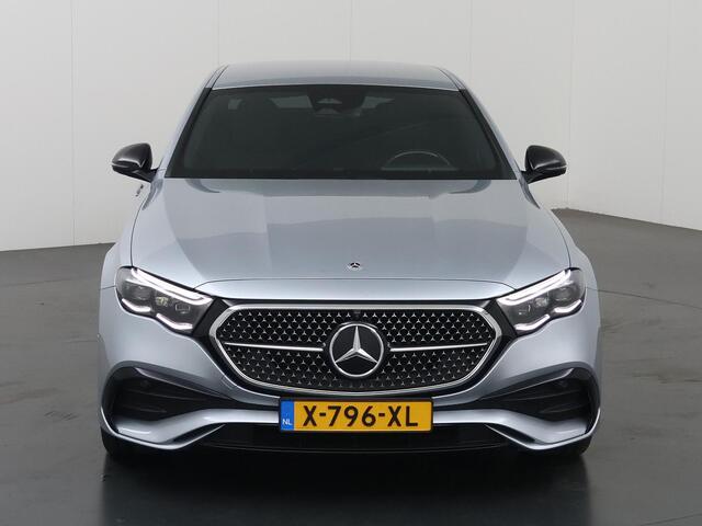 Mercedes-Benz E-KLASSE 300 e AMG Line | Night | Hyperscreen | Digital Light | Trekhaak | Verlichte grill | Memory |