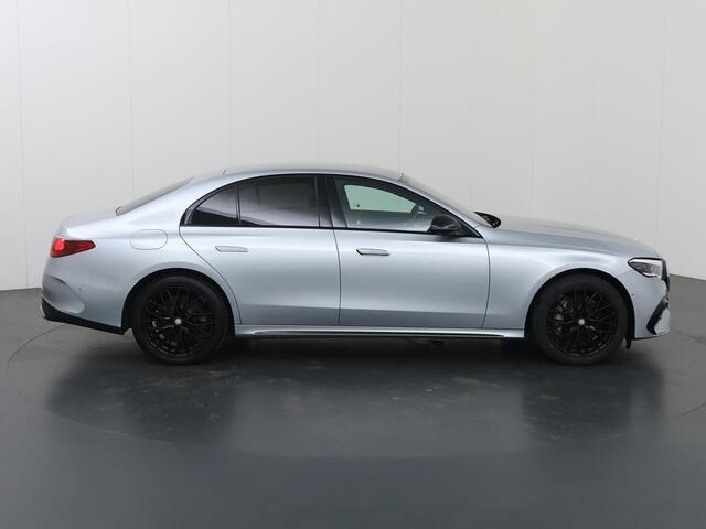 Mercedes-Benz E-KLASSE 300 e AMG Line | Night | Hyperscreen | Digital Light | Trekhaak | Verlichte grill | Memory |