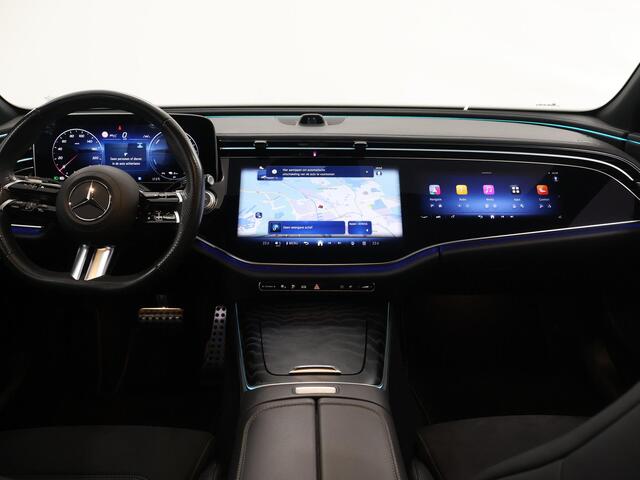Mercedes-Benz E-KLASSE 300 e AMG Line | Night | Hyperscreen | Digital Light | Trekhaak | Verlichte grill | Memory |