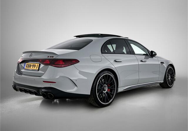 Mercedes-Benz E-KLASSE Mercedes-AMG 53 4MATIC+ MBUX Superscreen | AMG DYNAMIC PLUS Pakket | Panorama Schuif-Kanteldak | Burmester® | 21 Inch AMG Velgen. Inclusief 24 maanden MB Certified garantie voor Europa.