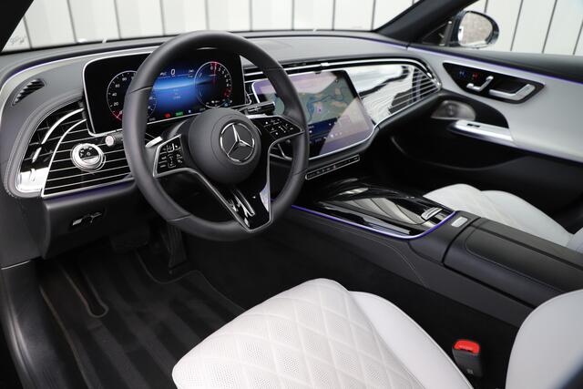 Mercedes-Benz E-KLASSE 300e Exclusive line | 313PK | Massage | Luchtvering | Achterasbesturing | Burmester 4D | Leder exclusief | Digital-light | Distronic | 2024.