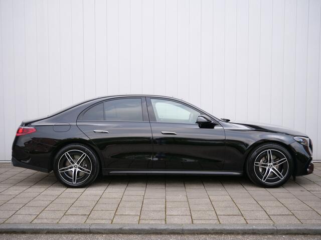Mercedes-Benz E-KLASSE 400 e 4MATIC AMG-Line Line Automaat Panoramadak / Trekhaak / Headup display