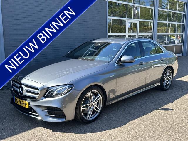 Mercedes-Benz E-KLASSE 200 Business Solution / AMG Line