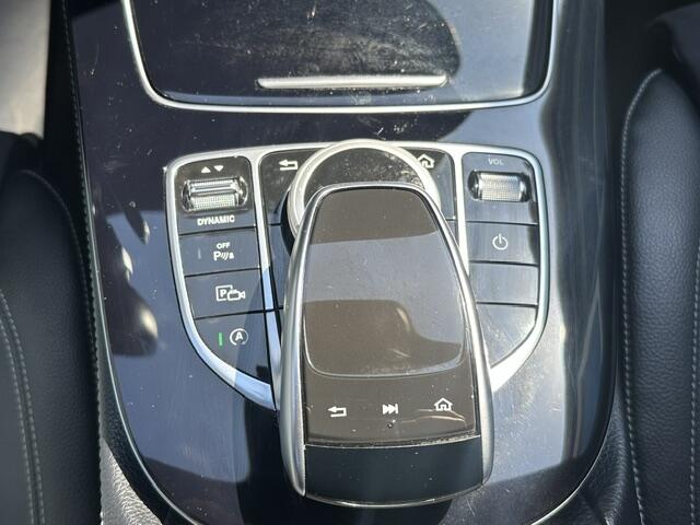 Mercedes-Benz E-KLASSE 200 Business Solution / AMG Line