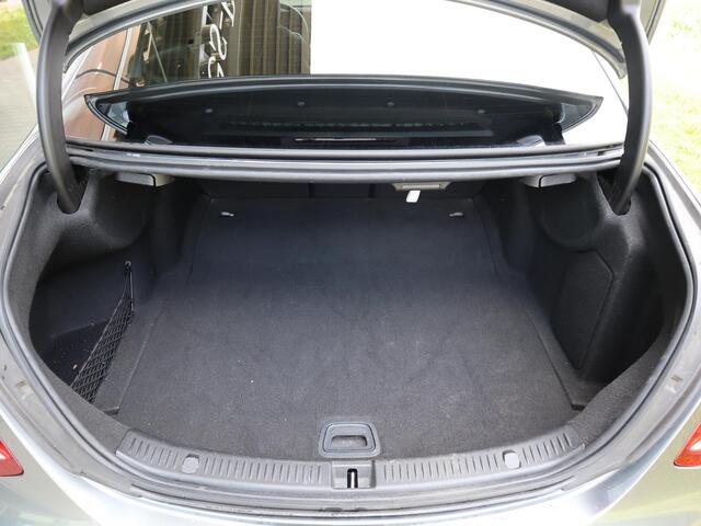 Mercedes-Benz E-KLASSE 200 Premium
