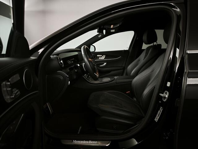 Mercedes-Benz E-KLASSE 300 e 4MATIC AMG Line | Navigatie | | Elec. stoelen met geheugenfunctie | Adaptive cruise control | Camera |