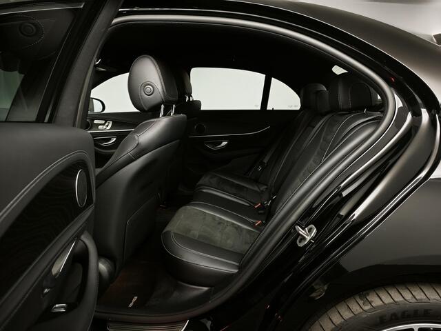 Mercedes-Benz E-KLASSE 300 e 4MATIC AMG Line | Navigatie | | Elec. stoelen met geheugenfunctie | Adaptive cruise control | Camera |