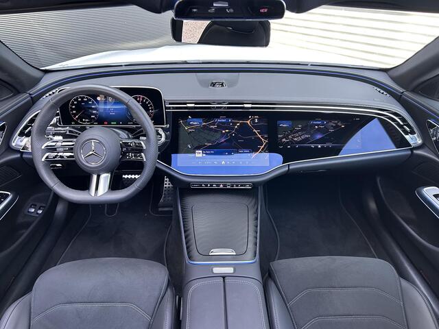 Mercedes-Benz E-KLASSE 300 e AMG Line | Superscreen | Panoramadak | Trekhaak | Stoelverwarming | Rijassistentiepakket