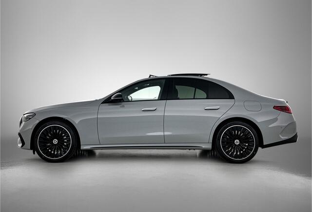 Mercedes-Benz E-KLASSE 300 e Business Solution AMG | Premium pakket | Winterpakket | Nightpakket | Leder pakket | 360° camera | Trekhaak | Panoramaschuifdak | 20-inch multi-spaak AMG velgen | GUARD 360° | Burmester® 4D surround sound |
