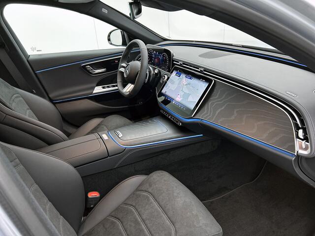 Mercedes-Benz E-KLASSE 300 e Business Solution AMG | Comfortpakket Plus | Winterpakket | Nightpakket | Parkeerpakket met 360°-camera | Trekhaak | 19-inch vijfdubbelspaak AMG velgen | GUARD 360° | Warmtewerend, donkergetint glas |