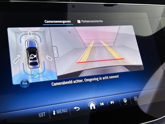 Mercedes-Benz E-KLASSE 300 e Business Solution AMG | Premium pakket | Lederpakket | Winterpakket | Nightpakket | Trekhaak | Panoramaschuifdak | 360° camera | Burmester® 4D surround sound system | GUARD 360° | 20-inch Multispaak AMG velgen |