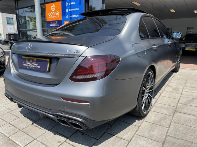Mercedes-Benz E-KLASSE 43 AMG 4M.