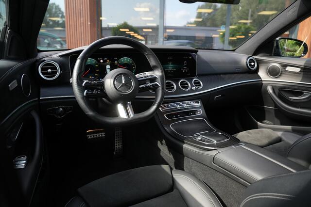 Mercedes-Benz E-KLASSE 300 e AMG Line AMG Panoramadak Adapt. Cruise Facelift 18"LM E63 Look