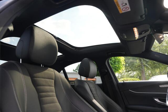 Mercedes-Benz E-KLASSE 300 e AMG Line AMG Panoramadak Adapt. Cruise Facelift 18"LM E63 Look