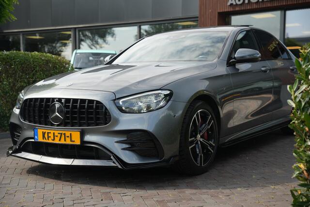 Mercedes-Benz E-KLASSE 300 e AMG Line AMG Panoramadak Adapt. Cruise Facelift 18"LM E63 Look