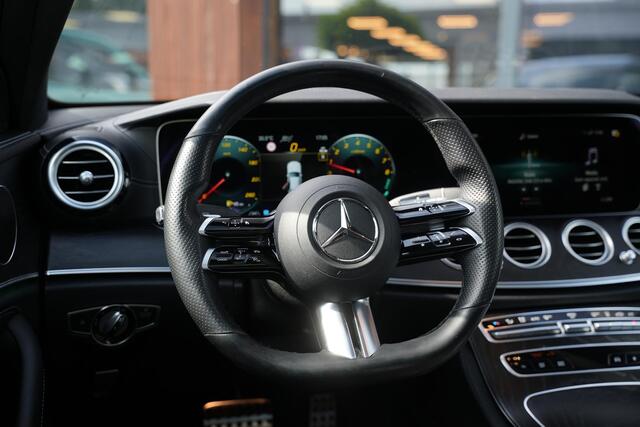 Mercedes-Benz E-KLASSE 300 e AMG Line AMG Panoramadak Adapt. Cruise Facelift 18"LM E63 Look