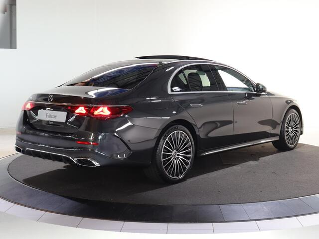 Mercedes-Benz E-KLASSE 300e Sport Edition | Panoramaschuifdak | Premium Plus | Head-up | Stoelventilatie | Burmester | Nightpakket |