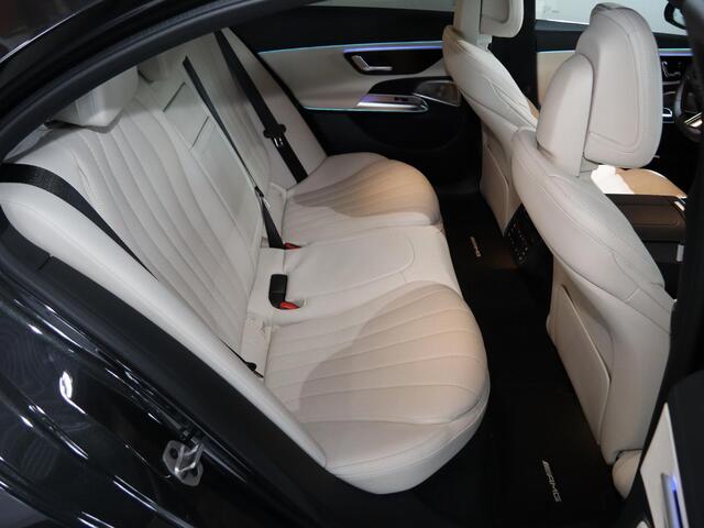 Mercedes-Benz E-KLASSE 300e Sport Edition | Panoramaschuifdak | Premium Plus | Head-up | Stoelventilatie | Burmester | Nightpakket |