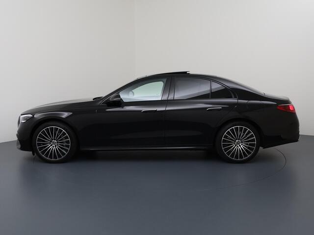 Mercedes-Benz E-KLASSE 300e Sport Edition | Night | Panoramaschuifdak | Premium Plus | Rijassistentiepakket Plus | Head-up display | Burmester |