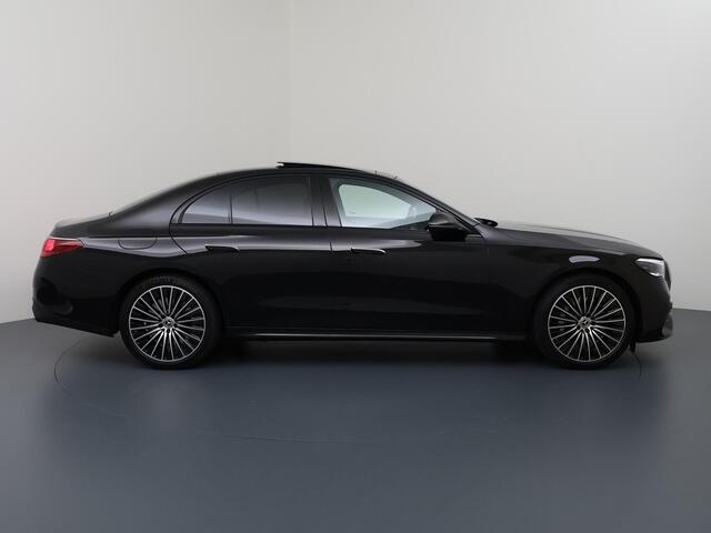 Mercedes-Benz E-KLASSE 300e Sport Edition | Night | Panoramaschuifdak | Premium Plus | Rijassistentiepakket Plus | Head-up display | Burmester |