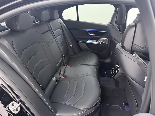 Mercedes-Benz E-KLASSE 300e Sport Edition | Night | Panoramaschuifdak | Premium Plus | Rijassistentiepakket Plus | Head-up display | Burmester |