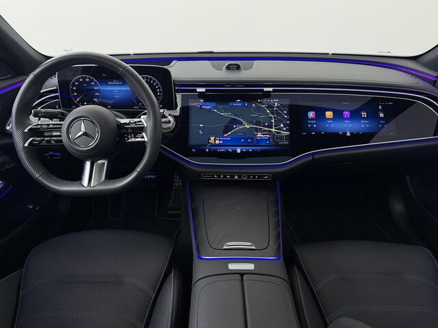 Mercedes-Benz E-KLASSE 300e Sport Edition | Panoramaschuifdak | Premium Plus | Rijassistentiepakket Plus | Night | Head-up display | Burmester |