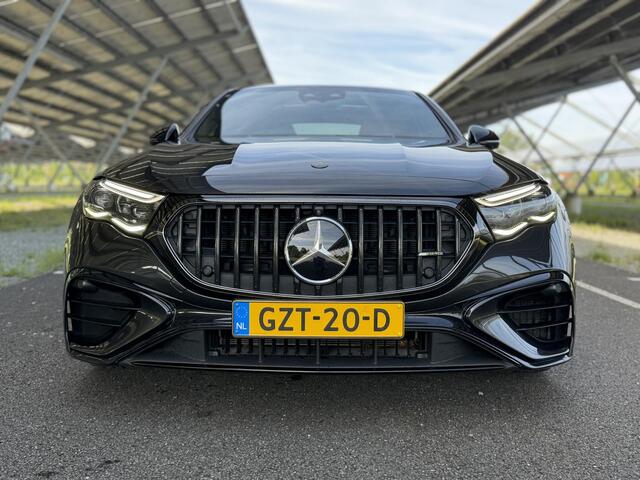 Mercedes-Benz E-KLASSE AMG 53 4MATIC+ | Night | AMG Drivers pakket | AMG Dynamic plus pakket | Panoramadak | Carbon interieur | Massagestoelen | Burmester | Trekhaak |