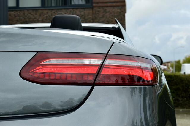 Mercedes-Benz E-KLASSE Cabrio 200 AMG-Style Premium Plus Rijklaarprijs-Garantie Leder Aircap Bermester Stoelventilatie Nek/stoelverwarming