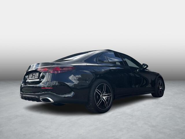 Mercedes-Benz E-KLASSE 300 e AMG | Panoramadak | MBUX Superscreen | Burmester