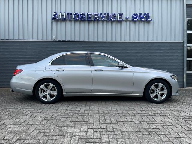 Mercedes-Benz E-KLASSE 200 Sedan, Trekhaak - Dodehoekassistent - achteruitrijcamera