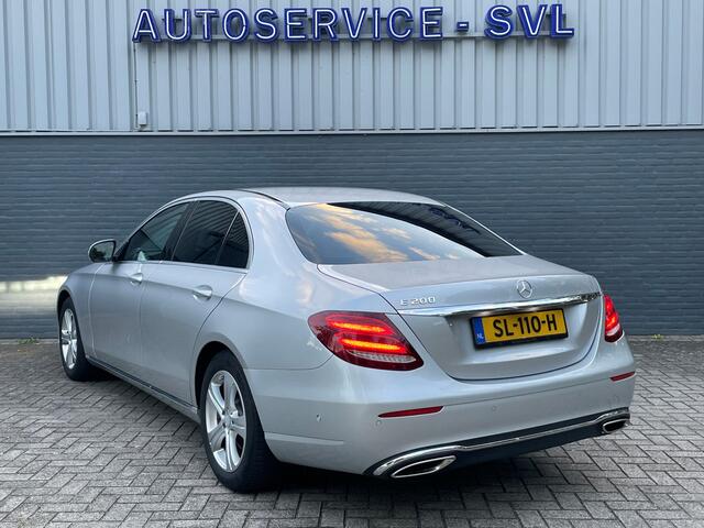 Mercedes-Benz E-KLASSE 200 Sedan, Trekhaak - Dodehoekassistent - achteruitrijcamera