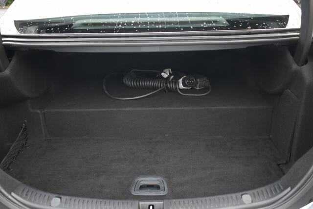 Mercedes-Benz E-KLASSE 300 de 4M. Av.garde