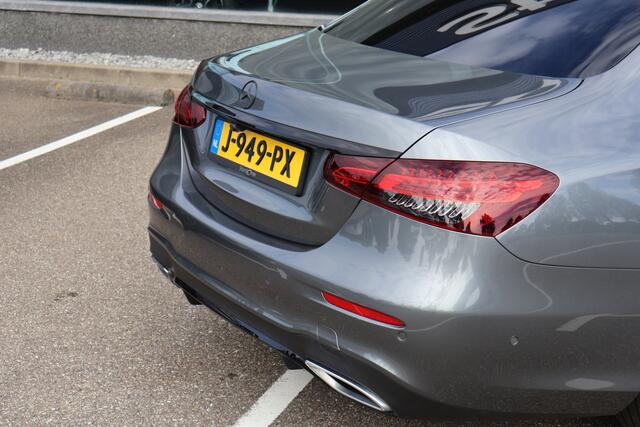 Mercedes-Benz E-KLASSE 200 Business Solution AMG l Panoramadak l Burmester I Distronic I 360 camera I Keyless I Widescreen I Lederen bekleding I Sfeerverlichting I I NL geleverde Auto I Stoelverwarming I Augmented Reality-video I