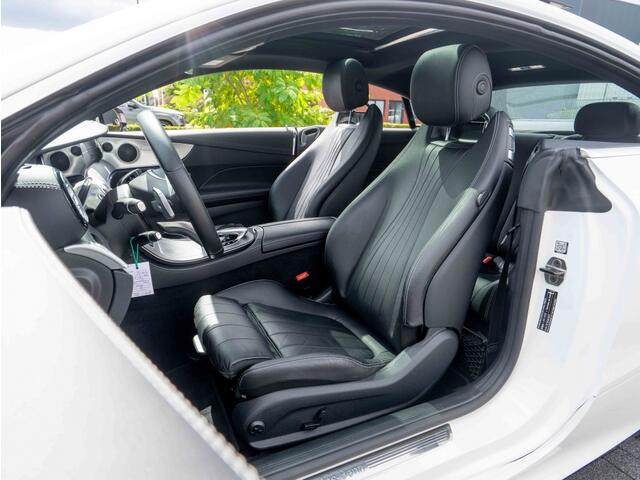 Mercedes-Benz E-KLASSE Coupé E 200 AMG Line | Pano | Leer | Widescreen | 20 Inch