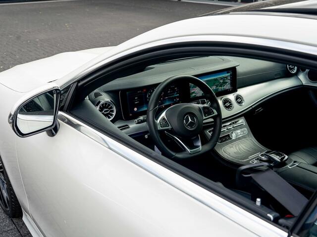 Mercedes-Benz E-KLASSE Coupé E 200 AMG Line | Pano | Leer | Widescreen | 20 Inch