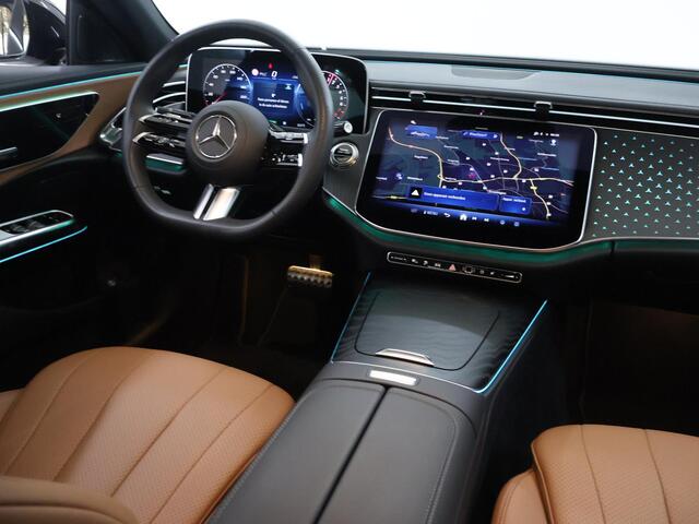 Mercedes-Benz E-KLASSE 300 e AMG Line | Night | Panoramadak | Achteruitrijcamera | Stoelverwarming |