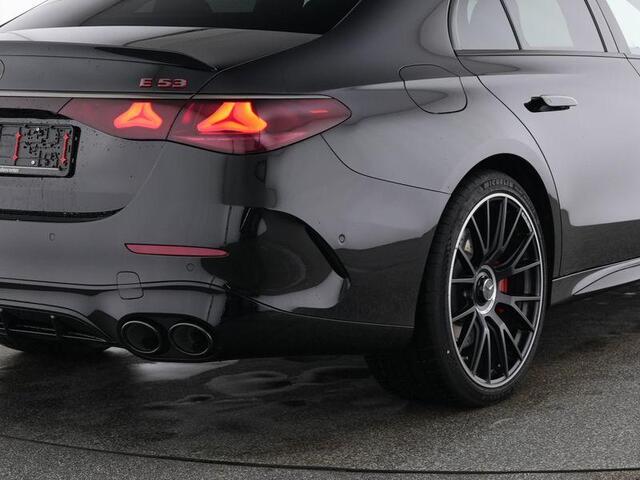 Mercedes-Benz E-KLASSE AMG 53 4MATIC+ | AMG Performance stoelen | MBUX Superscreen | AMG Driver's Package | Head-Up Display