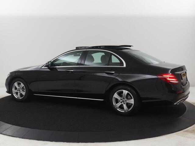 Mercedes-Benz E-KLASSE 200 Premium Plus | Burmester Sound | Pano.Dak | Memory | 360 Camera | Stoelverwarming | Keyless Entry | Sfeerverlichting
