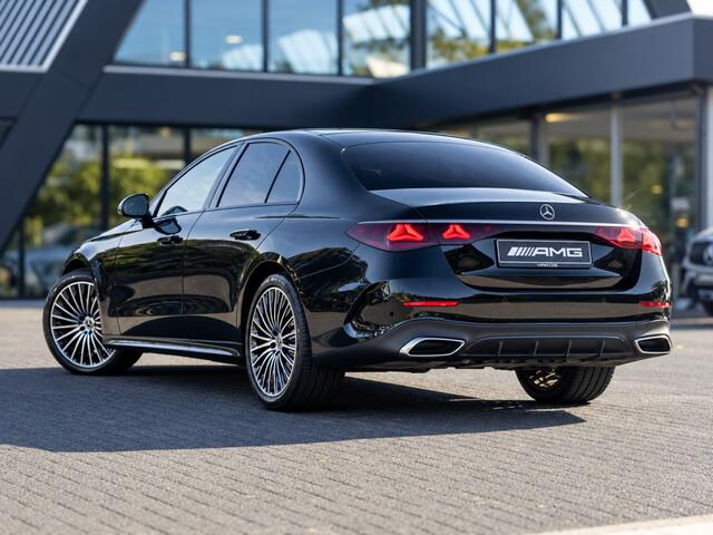 Mercedes-Benz E-KLASSE Limousine E200 AMG Line | Night | Distronic | Verwarmd stuurwiel | 20 Inch