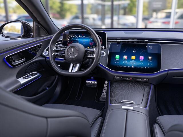 Mercedes-Benz E-KLASSE Limousine E200 AMG Line | Night | Distronic | Verwarmd stuurwiel | 20 Inch