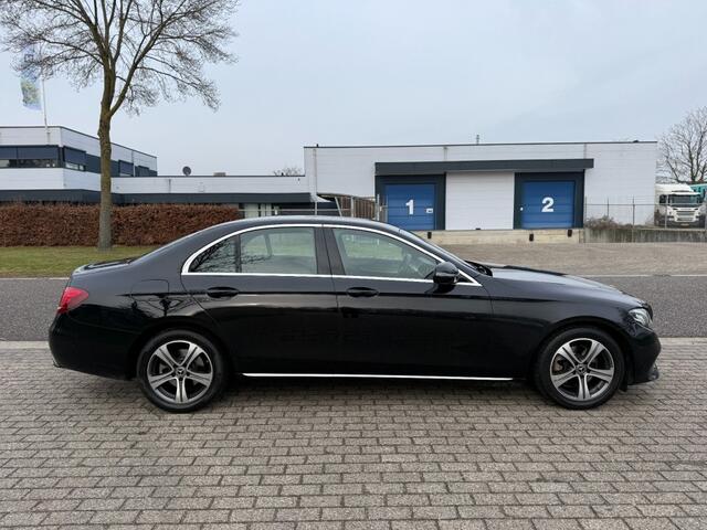 Mercedes-Benz E-KLASSE 200 Aut