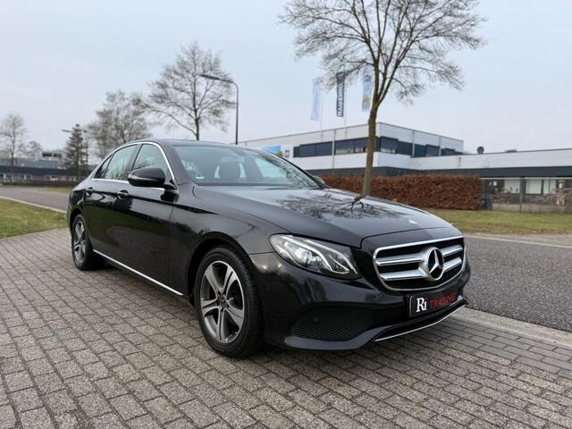Mercedes-Benz E-KLASSE 200 Aut