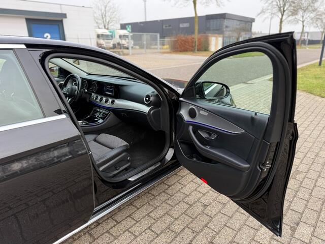 Mercedes-Benz E-KLASSE 200 Aut