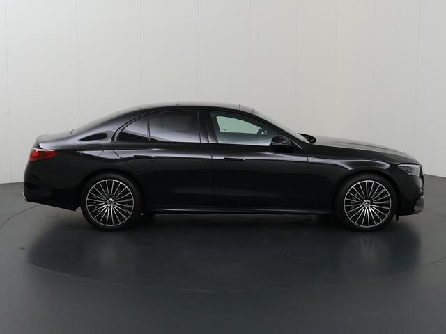 Mercedes-Benz E-KLASSE 300e Sport Edition | Panoramaschuifdak | Night | Premium Plus | Rijassistentiepakket plus | Stoel-ventilatie |