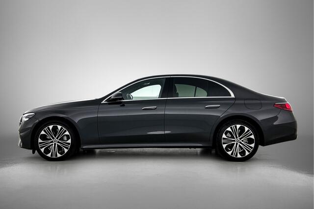 Mercedes-Benz E-KLASSE 300 e Luxury Line | Distronic | 360°-camera | Sfeerverlichting | Keyless Go |Stuur en Stoelverwarmng / Ventilatie | Inclusief 24 maanden Mercedes-Benz Certified garantie voor Europa.