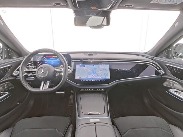 Mercedes-Benz E-estate 300 e AMG Plug-In Hybride | AMG Line | Night Pakket | MBUX Superscreen | Burmester® 4D-Surround-Soundsystem | Trekhaak | Inclusief 24 maanden MB Certified garantie voor Europa.