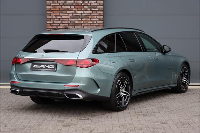 Mercedes-Benz E-estate 300 e AMG Line Aut9 | Distronic Pro | Memory | Digital Light | Surround Camera | Keyless Go | Night Pakket | Augmented Reality | Stoelverwarming | Sfeerverlichting | Verwarmd Stuurwiel |