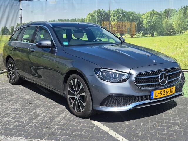 Mercedes-Benz E-estate 300 e Business Solution Luxury 18"/Panoramadak/Elektrische stoelen + memory/Keyless/360 camera/DISTRONIC PLUS/Dodehoek/Burmester/Apple Carplay & Android Auto